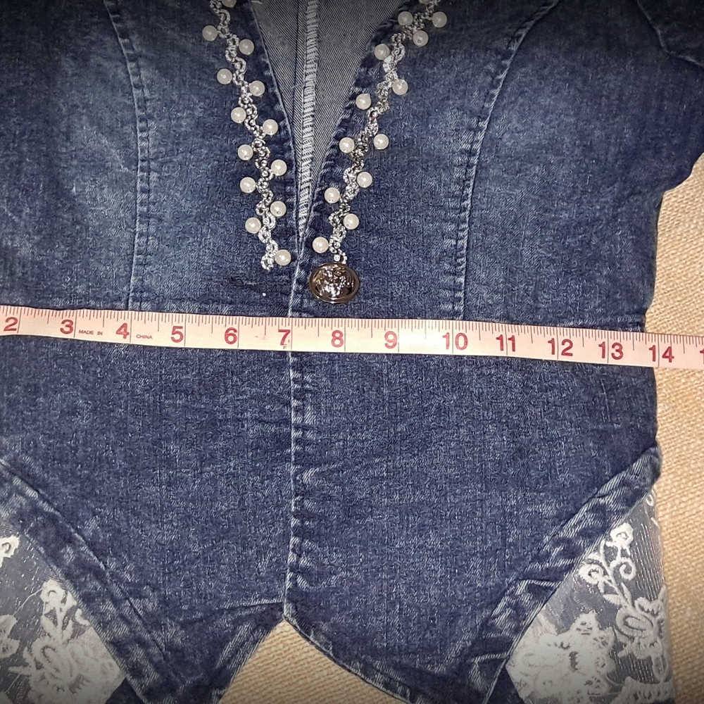 Jean jacket - Picture 6 of 8